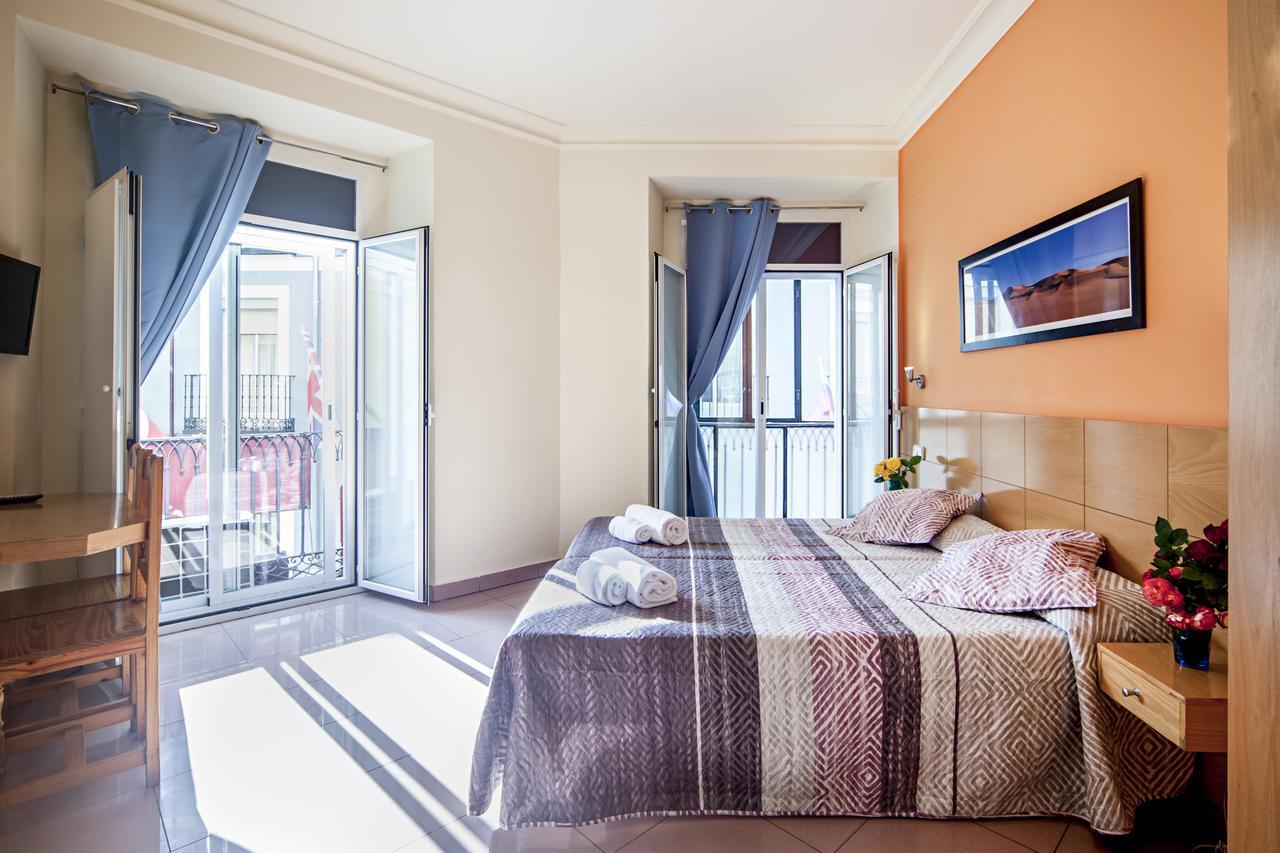 Hostal Inter Puerta Del Sol Auto Check In — Foto’s 1